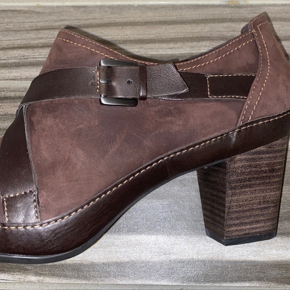 New! Clarks™ Artisan 82792 Collection Mid-Boot - Picture 7 of 13